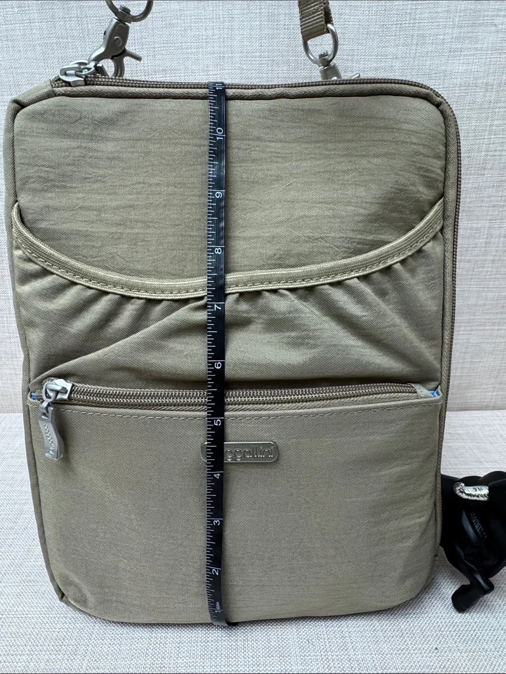 Baggallini Olive Green Crossbody Messenger Bag